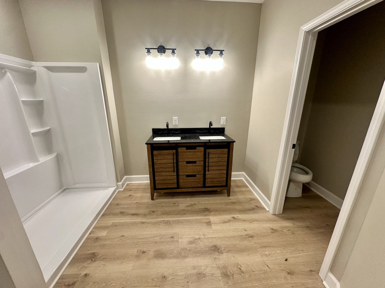 226 Sylvan Rd - Photo 7 of 11