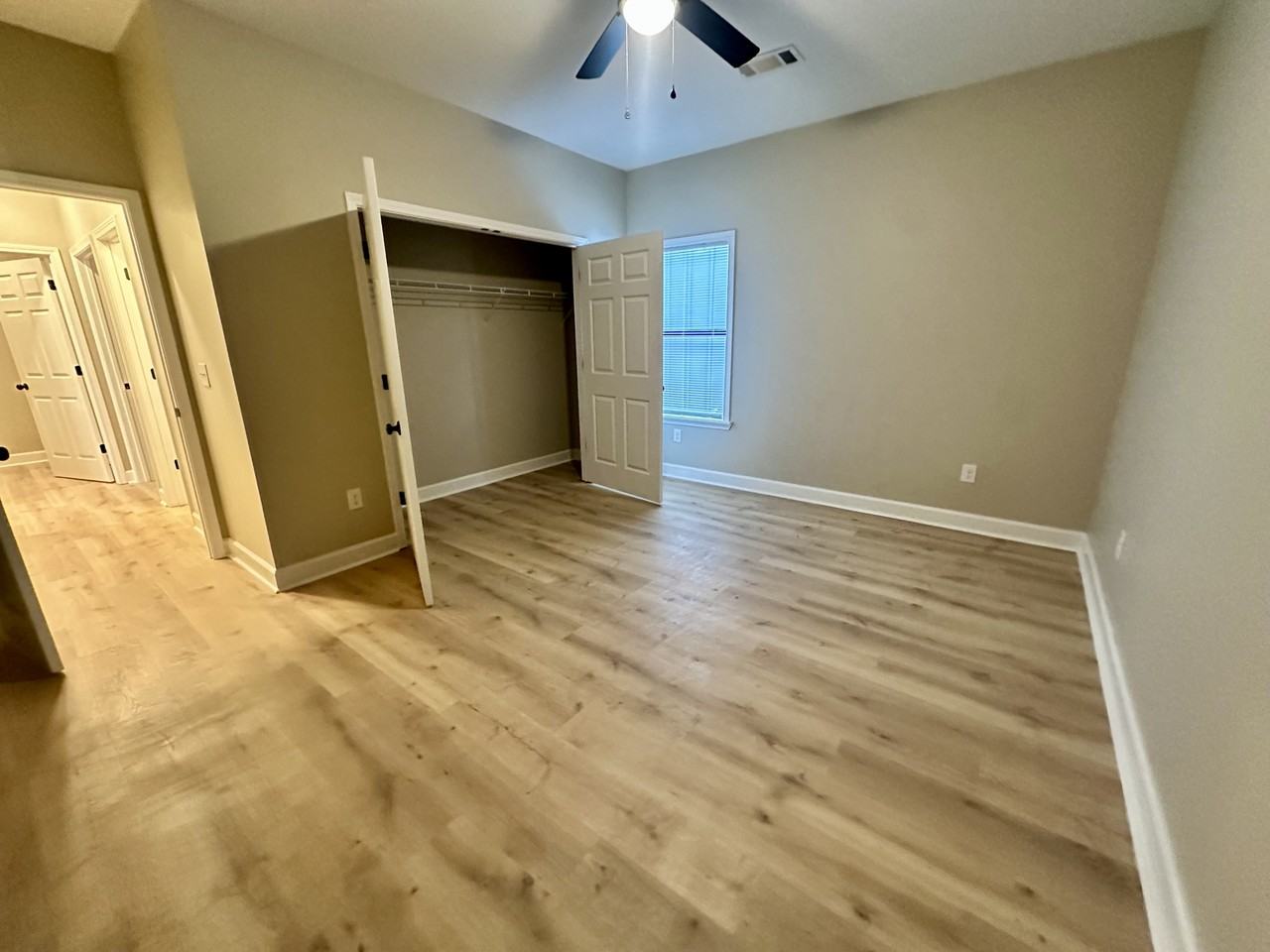 228 Sylvan Rd - Photo 5 of 12