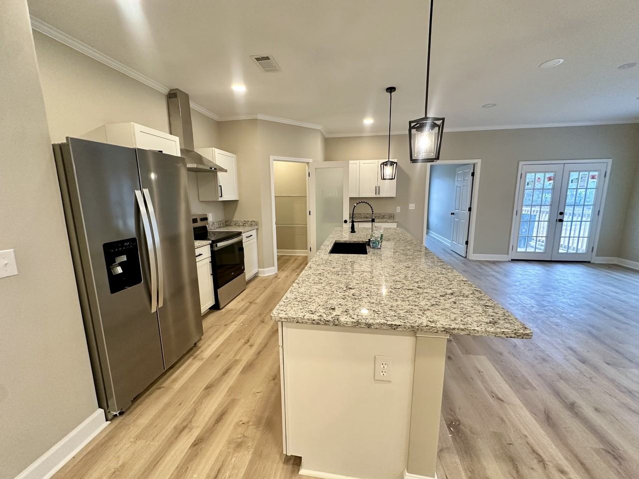 228 Sylvan Rd - Photo 6 of 12