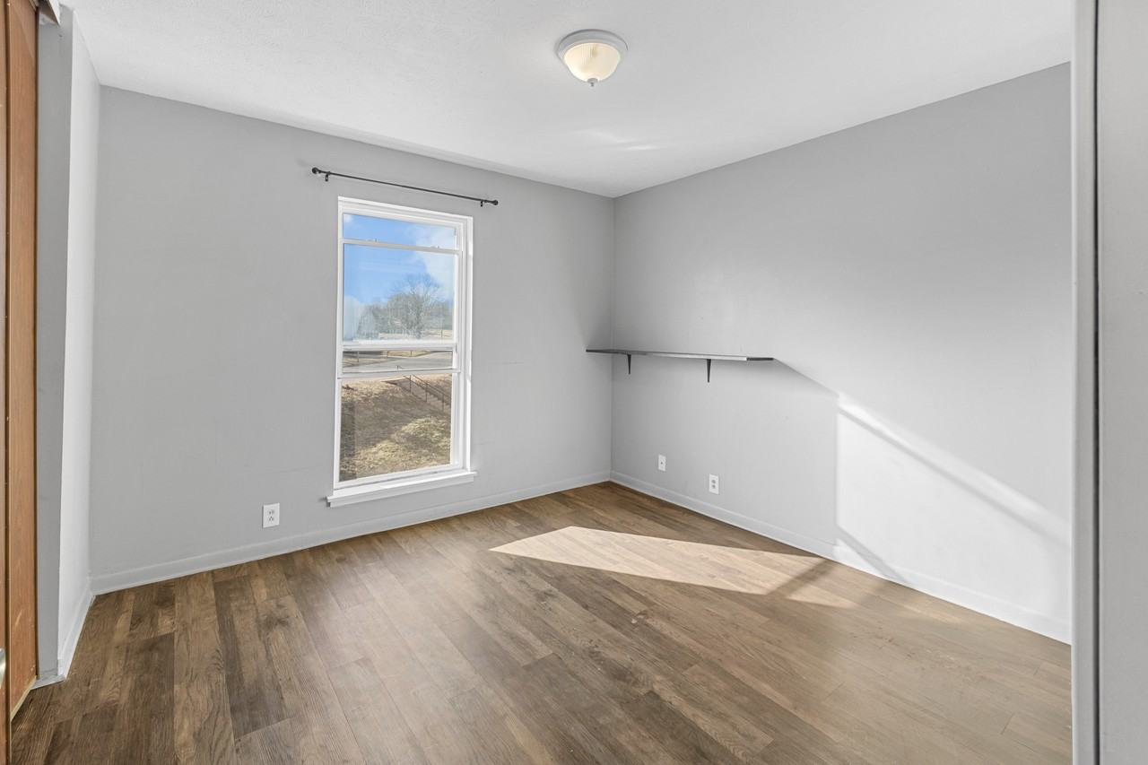 711 Allison Ave #9 - Photo 3 of 13