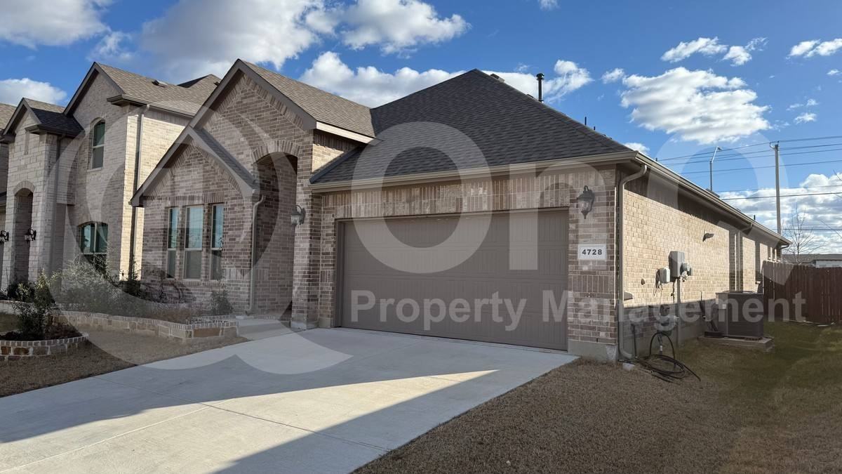 4728 Dewy Rose Ln - Photo 2 of 10
