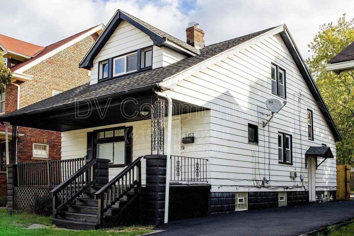5153 Cato St - Photo 2 of 10
