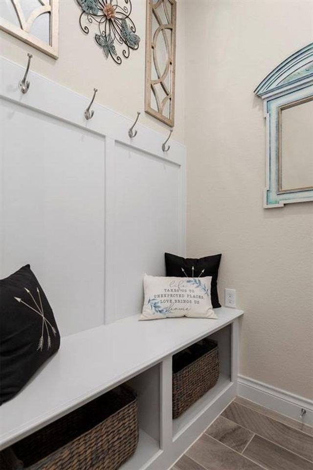 28196 Knight Peak Dr - Photo 3 of 10