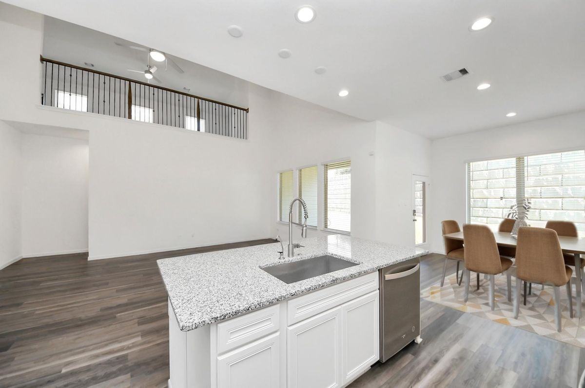 501 Newcomb Hollow Dr - Photo 7 of 31