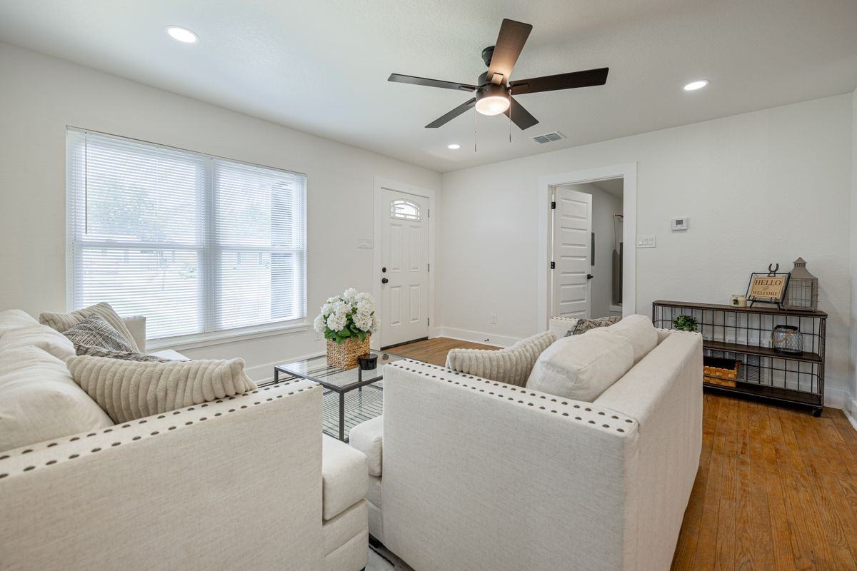 123 Marchmont Ln - Photo 6 of 35