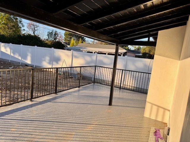 9947 Norwich Ave - Photo 7 of 45