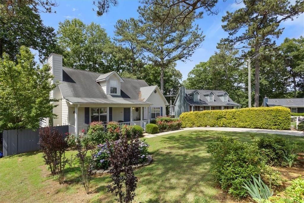 2660 Windage Dr Sw - Photo 4 of 36