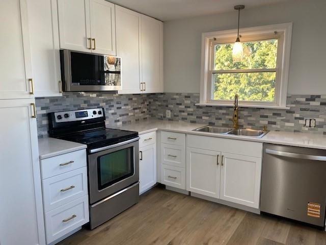 203 Laurens St - Photo 2 of 18