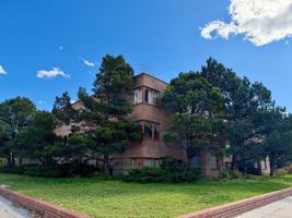 featured image of 305 S 10th - 19