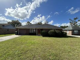 featured image of 919 Summer Dr