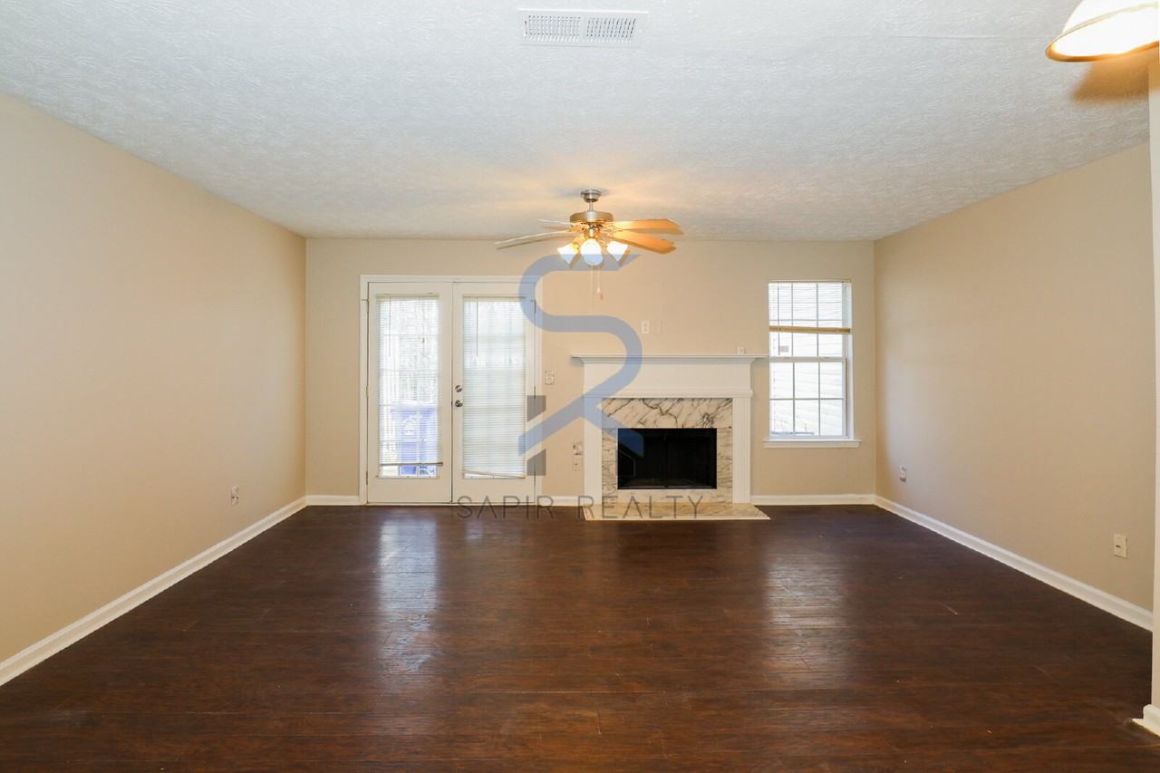 6546 Wellington Chase Ct - Photo 2 of 16