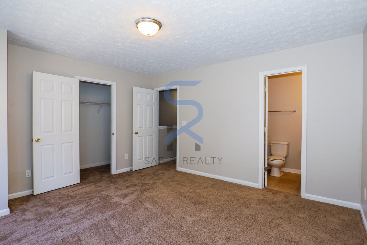 6546 Wellington Chase Ct - Photo 5 of 16