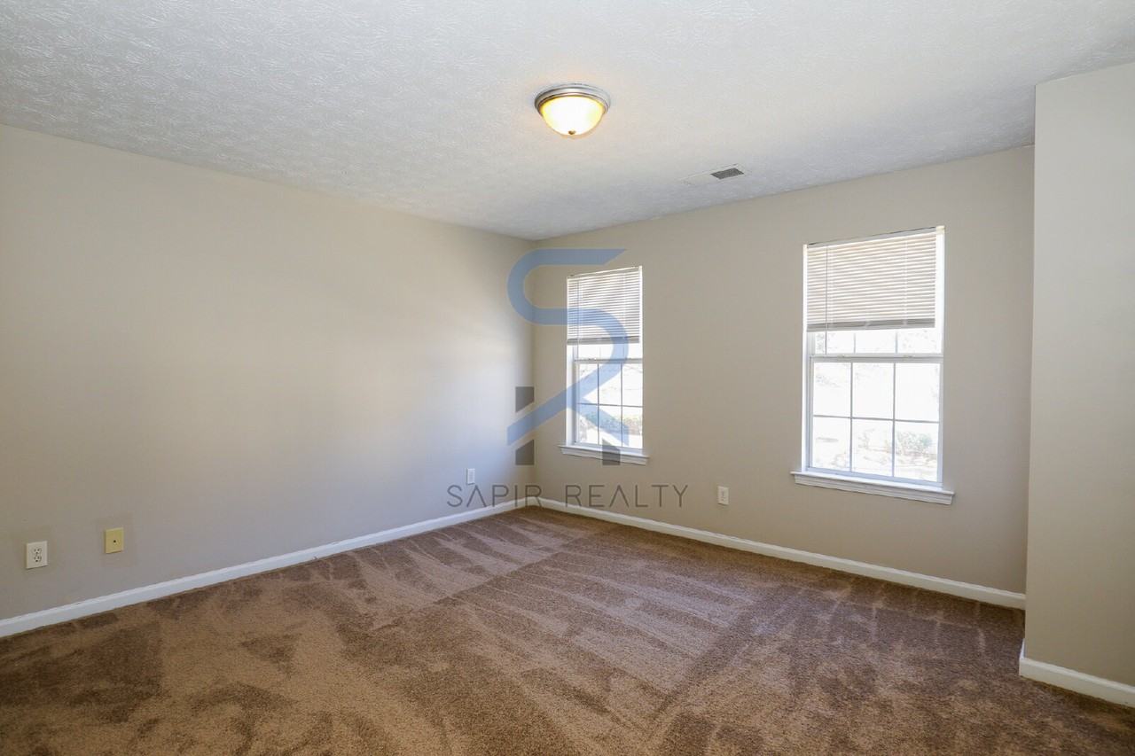 6546 Wellington Chase Ct - Photo 6 of 16