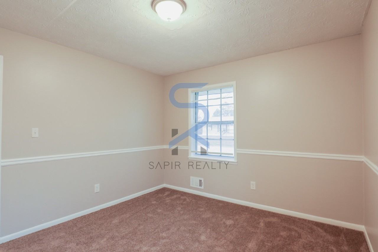 8951 Cornell Dr - Photo 6 of 19