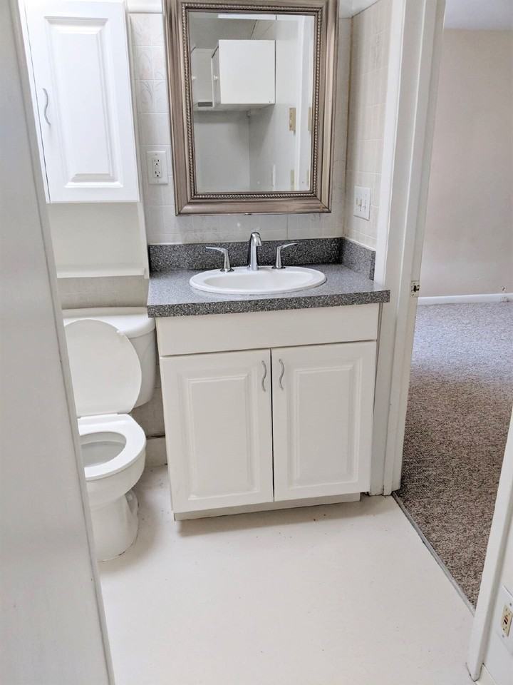 2440 Kincaid St - Photo 6 of 9