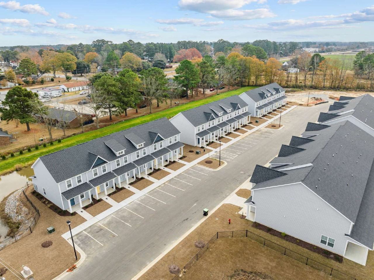 2611 Virginia Mae Ln Apt C - Photo 7 of 50