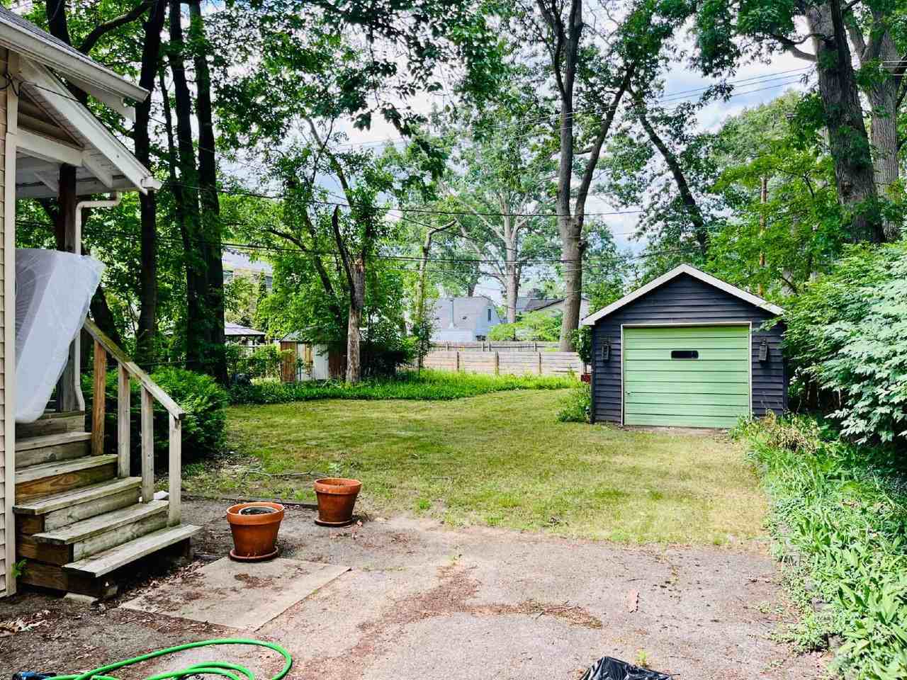 716 Catalpa Dr - Photo 5 of 17