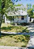 21465 Syracuse Ave - Photo 1 of 1