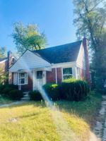 featured image of 17646 Woodbine St