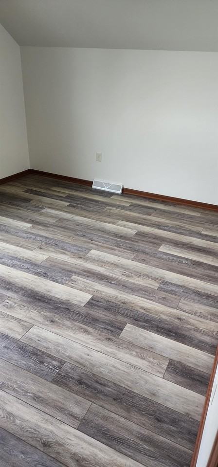 5833 County Road C - Photo 2 of 18