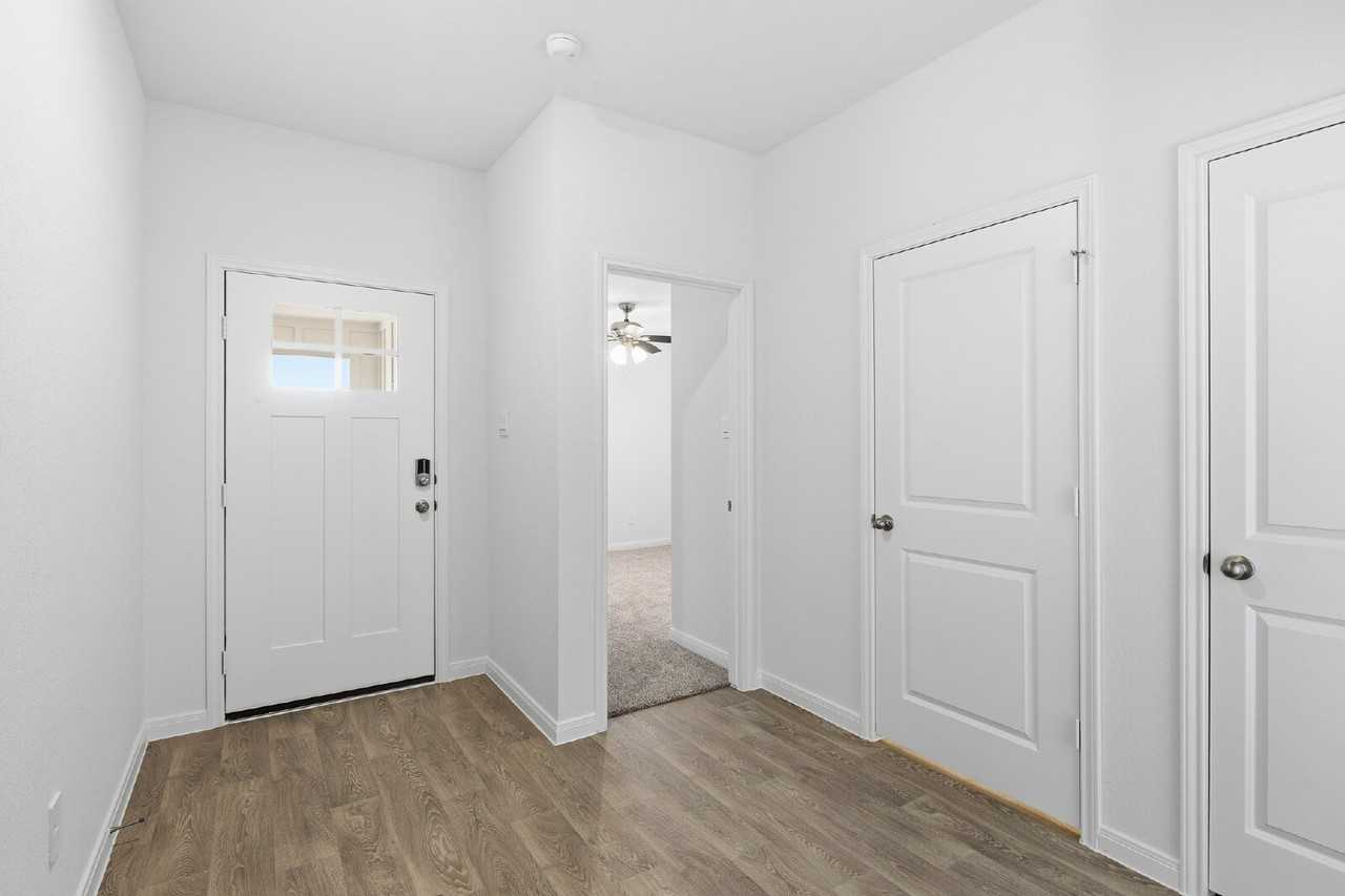 298 Denali Dr - Photo 4 of 27