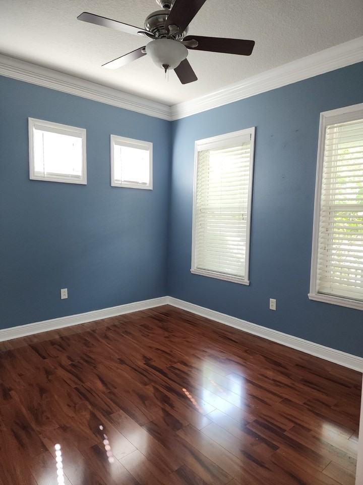 8505 Lagerfeld Dr - Photo 4 of 28