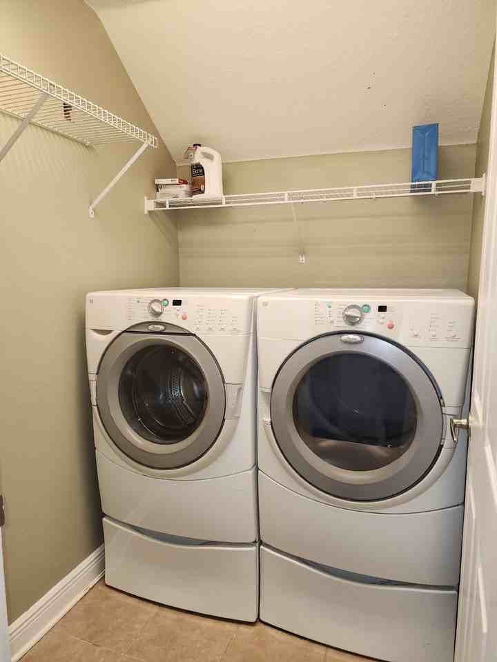 8505 Lagerfeld Dr - Photo 5 of 28