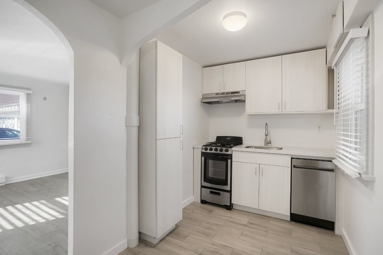 7015 W 38th Ave #3 - Photo 7 of 19