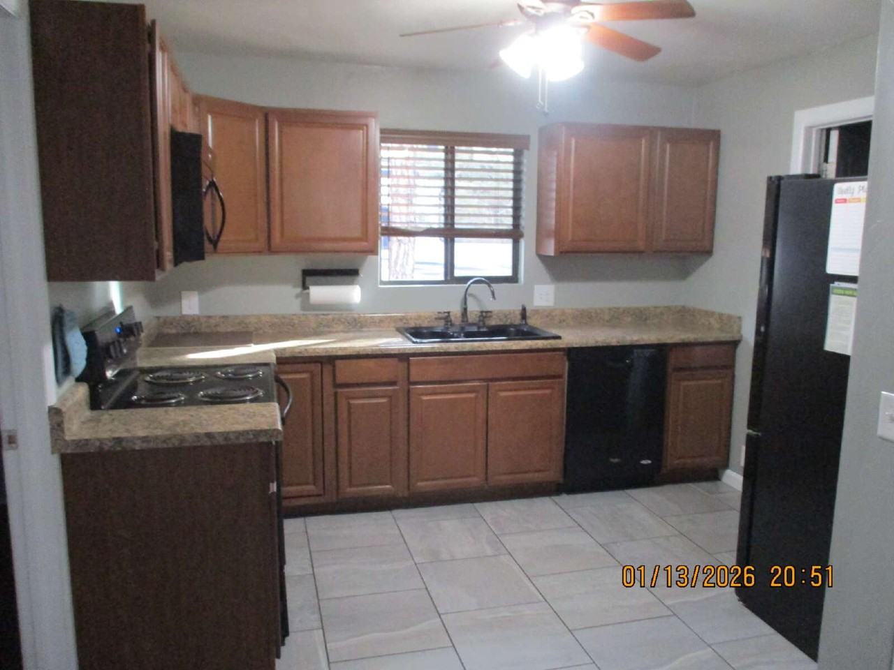 4221 W Cooley St - Photo 4 of 10