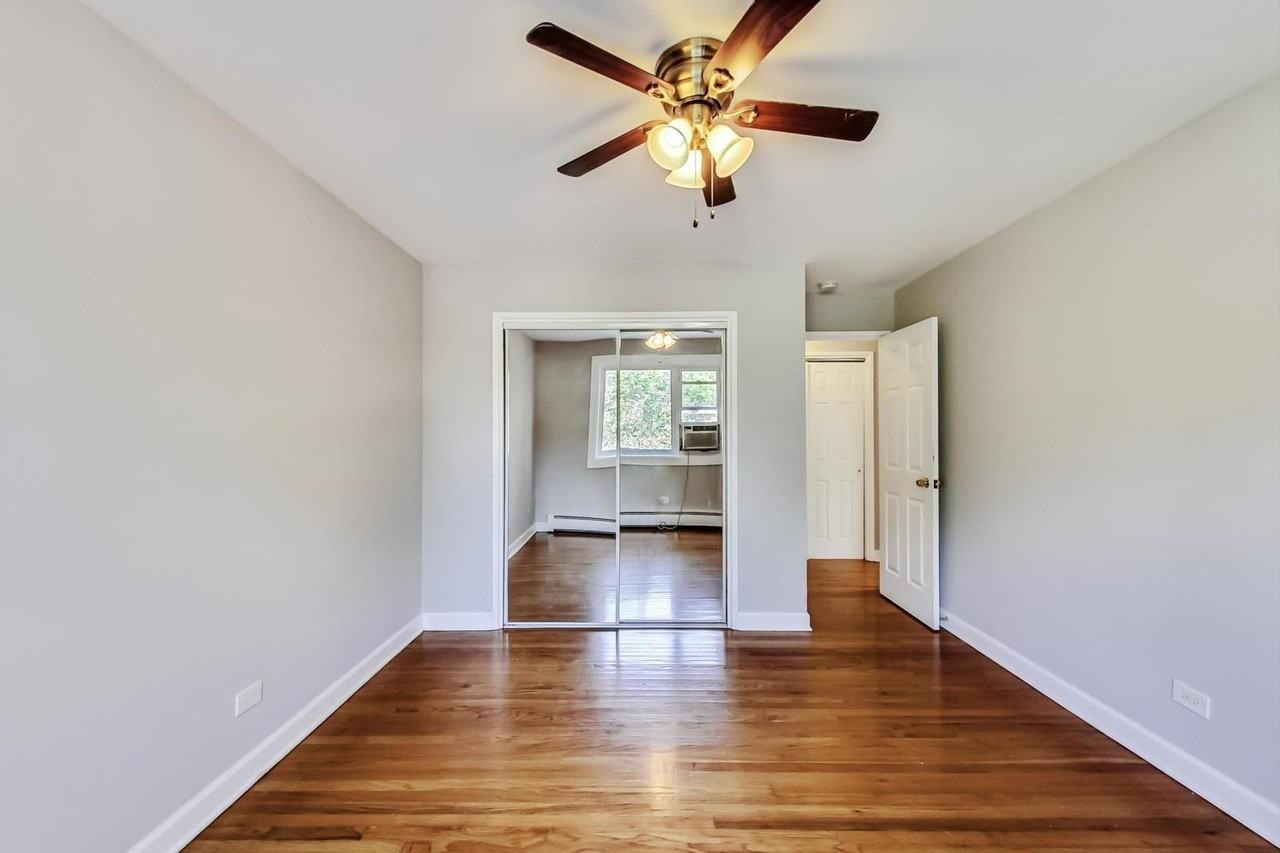 822 Seward St #3B - Photo 4 of 19