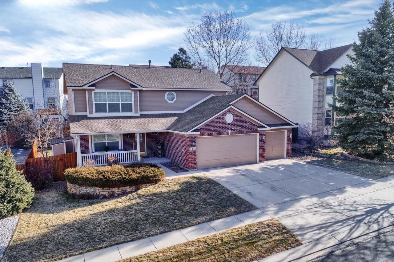 2430 Wimbleton Ct - Photo 7 of 33