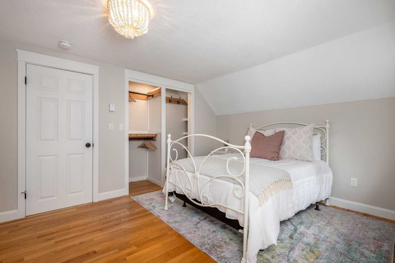 3 Heather Ln - Photo 7 of 43