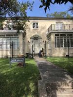 featured image of 951 N Jefferson St