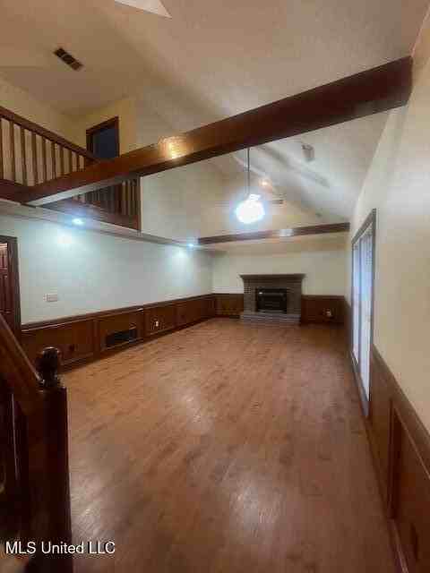 1185 Goodman Rd E - Photo 5 of 20