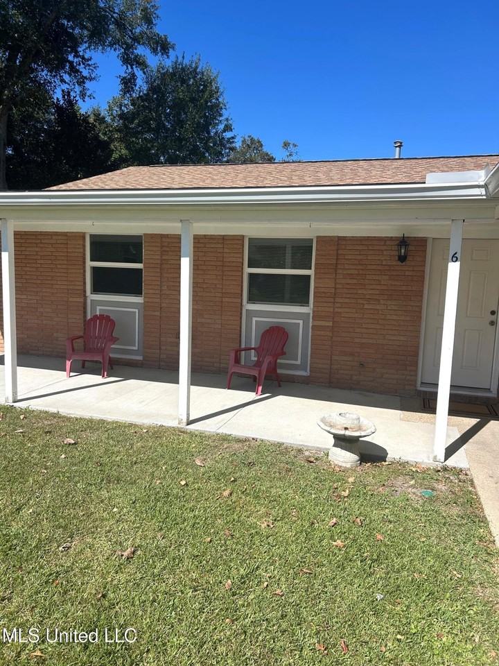 6 Pecanwood Cv - Photo 2 of 10