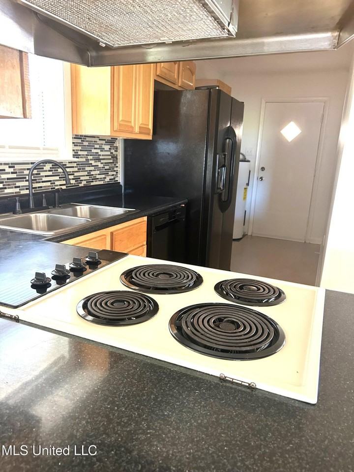 6 Pecanwood Cv - Photo 4 of 10