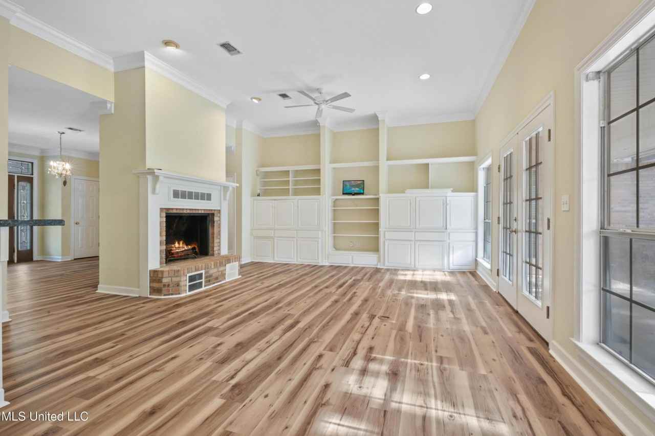 29109 W Dubuisson Rd - Photo 6 of 21