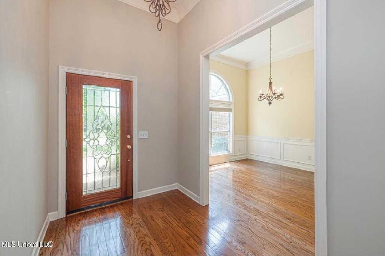 5984 Libby Ln - Photo 2 of 11