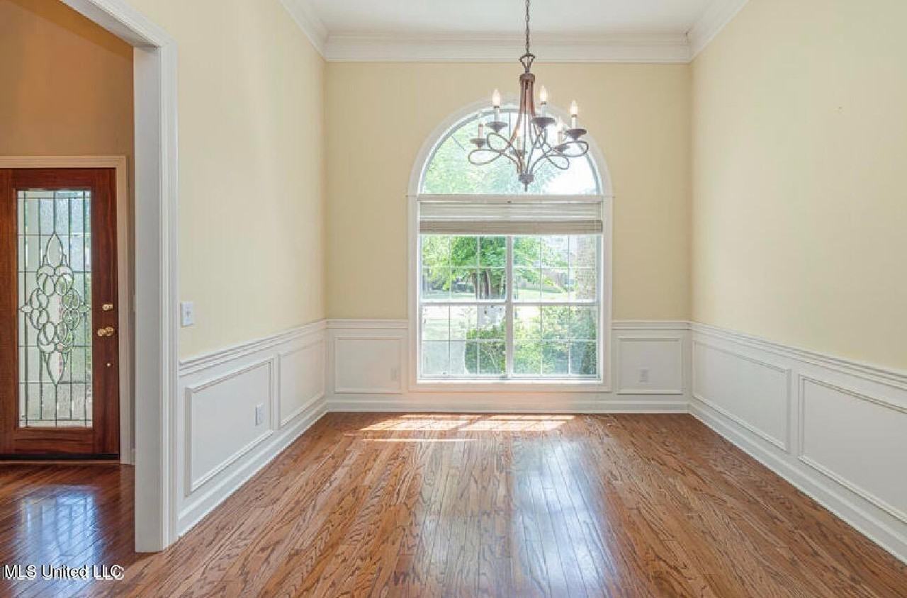 5984 Libby Ln - Photo 7 of 11