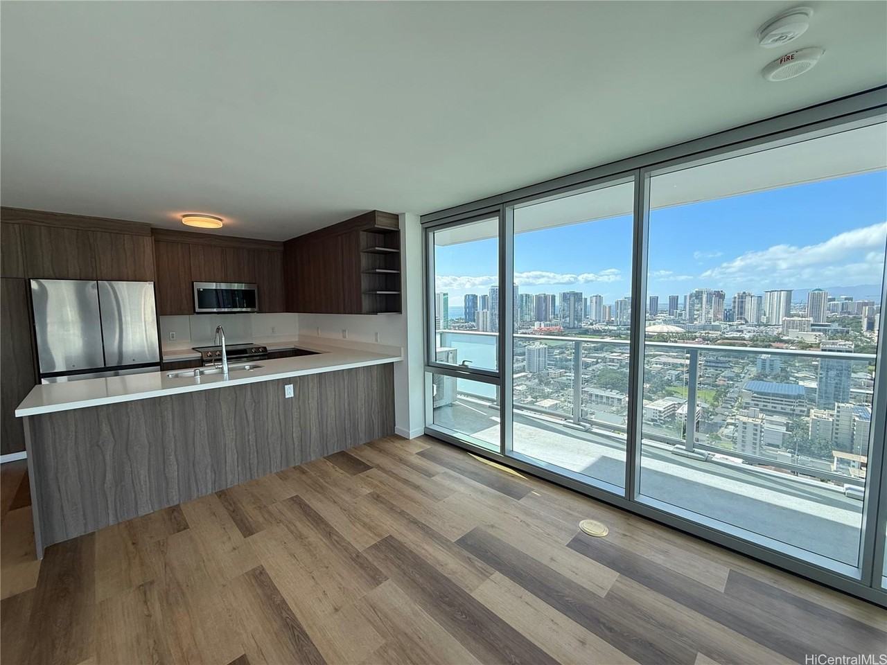 1515 Liona St #3318 - Photo 2 of 24