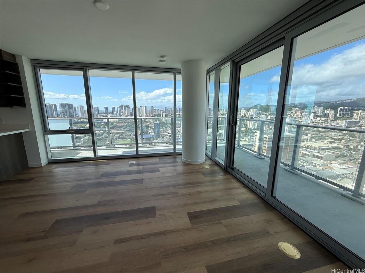 1515 Liona St #3318 - Photo 3 of 24