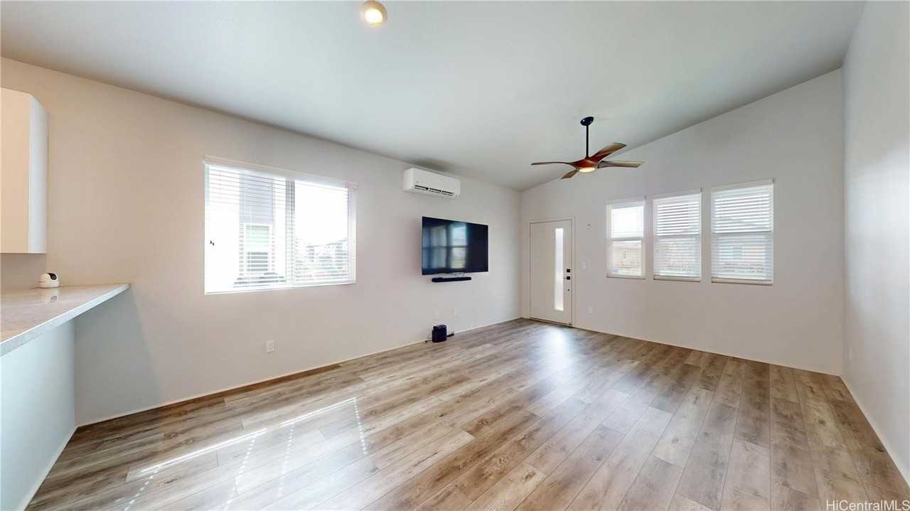 91-1790 Kohanahana Loop - Photo 5 of 25