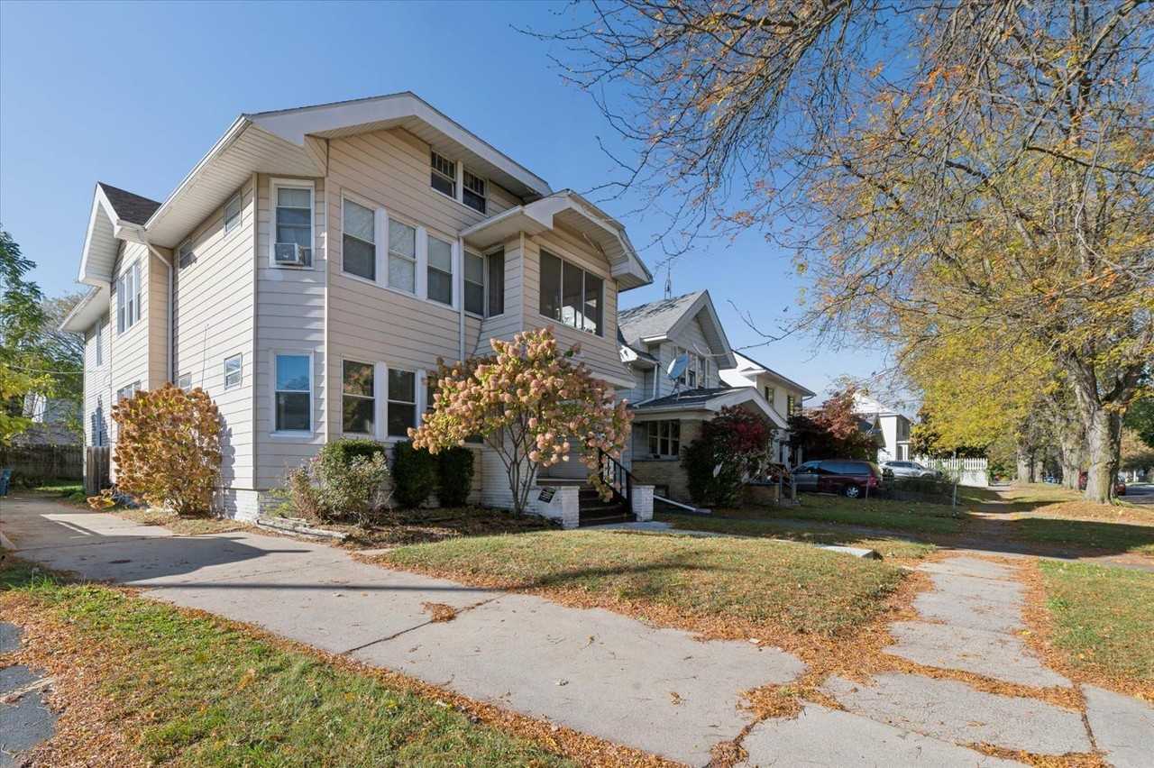 4017 Overland Pkwy - Photo 2 of 41