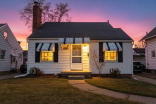 4336 Lyman Ave - Photo 1 of 1