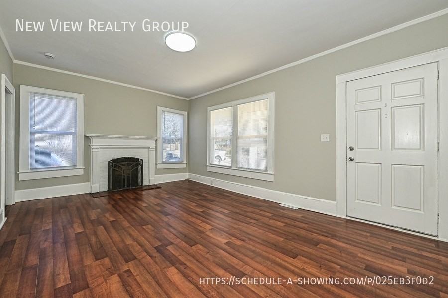 134 Saluda St #B - Photo 3 of 21