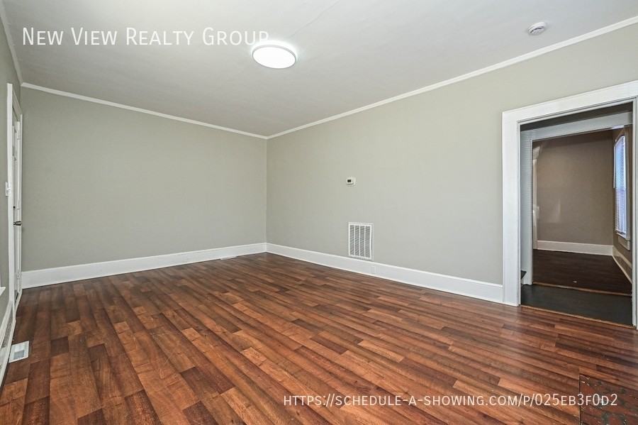 134 Saluda St #B - Photo 5 of 21