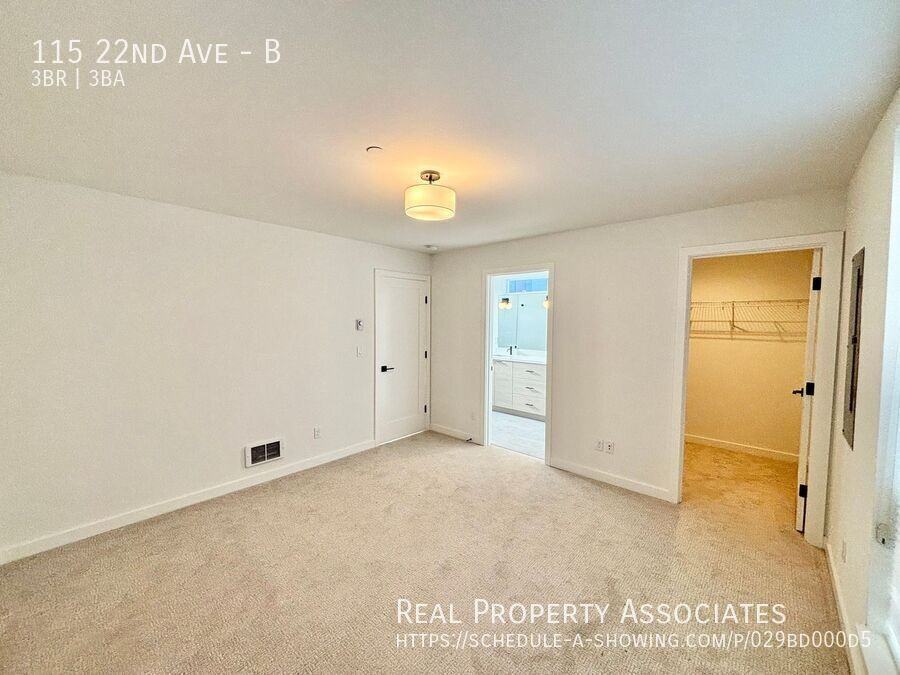 115 22nd Ave #B - Photo 4 of 31