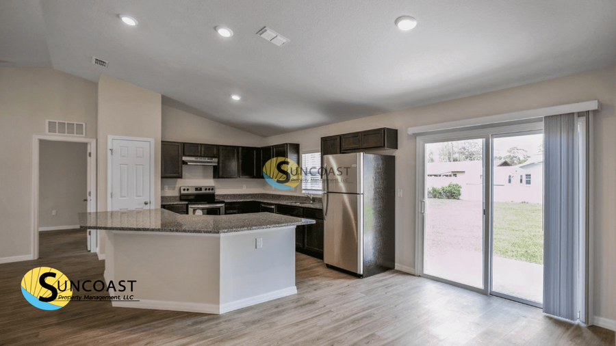 1017 Ne 6th Ave - Photo 7 of 19