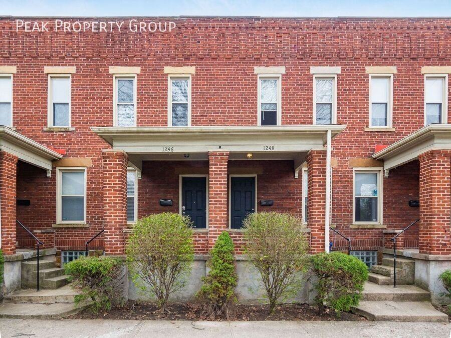 419 E Mithoff St - Photo 2 of 43