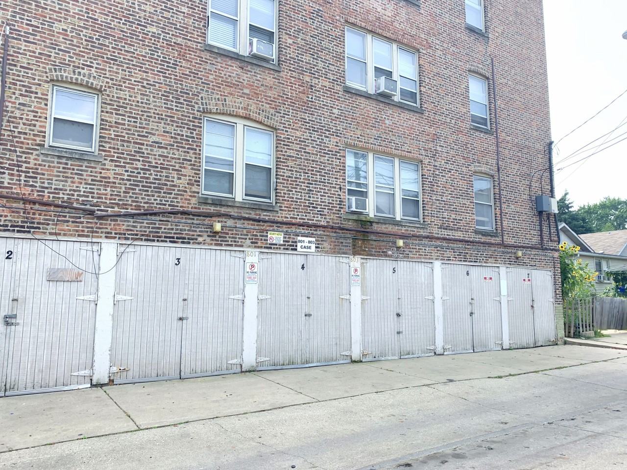 803 Case St #3 - Photo 3 of 24